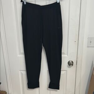 Nike Black Dri-FIT Jogger Pants Men’s‎ Medium Athletic Training Joggers